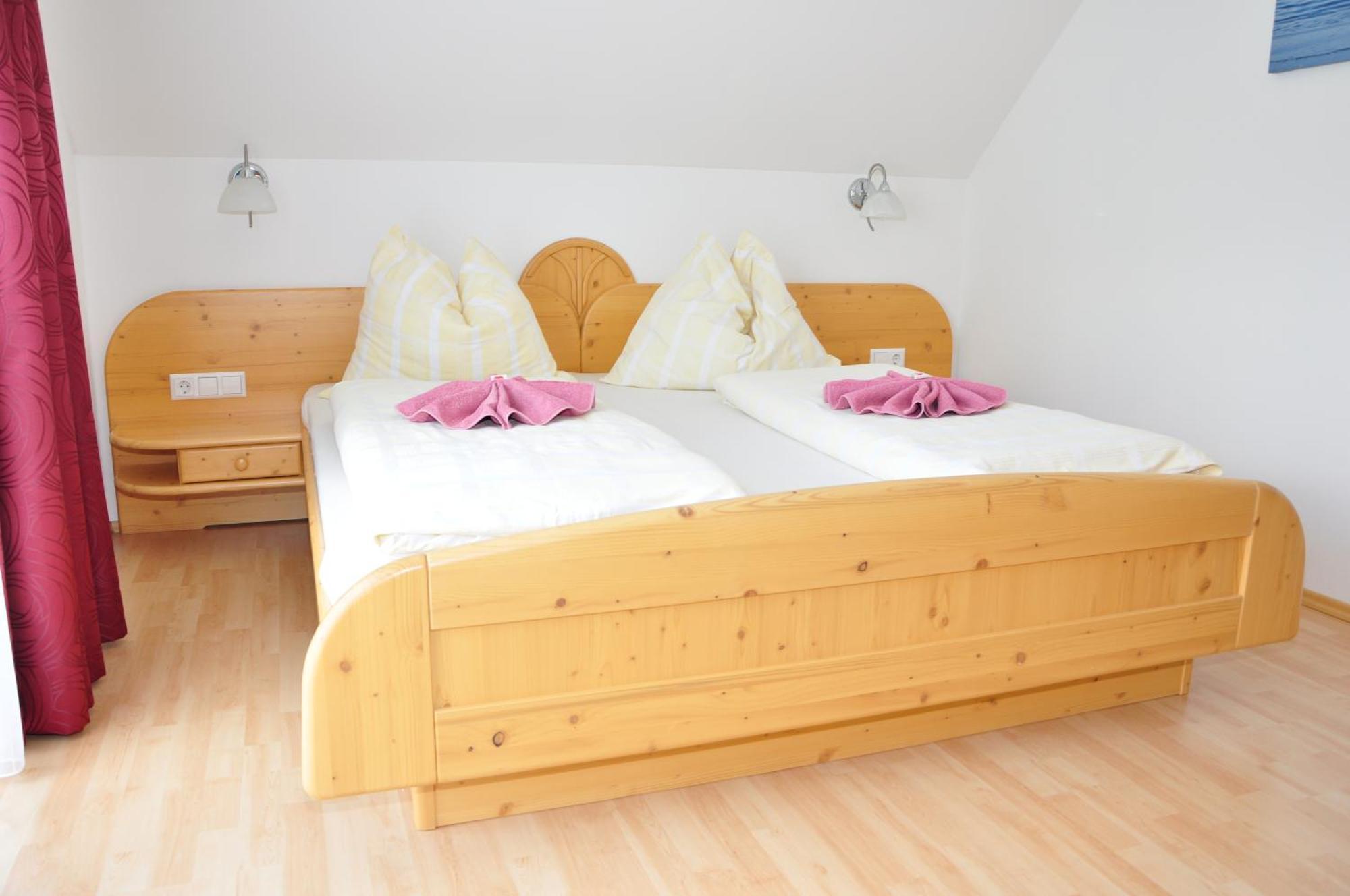 Pension Waldheim Mauterndorf  Rom bilde