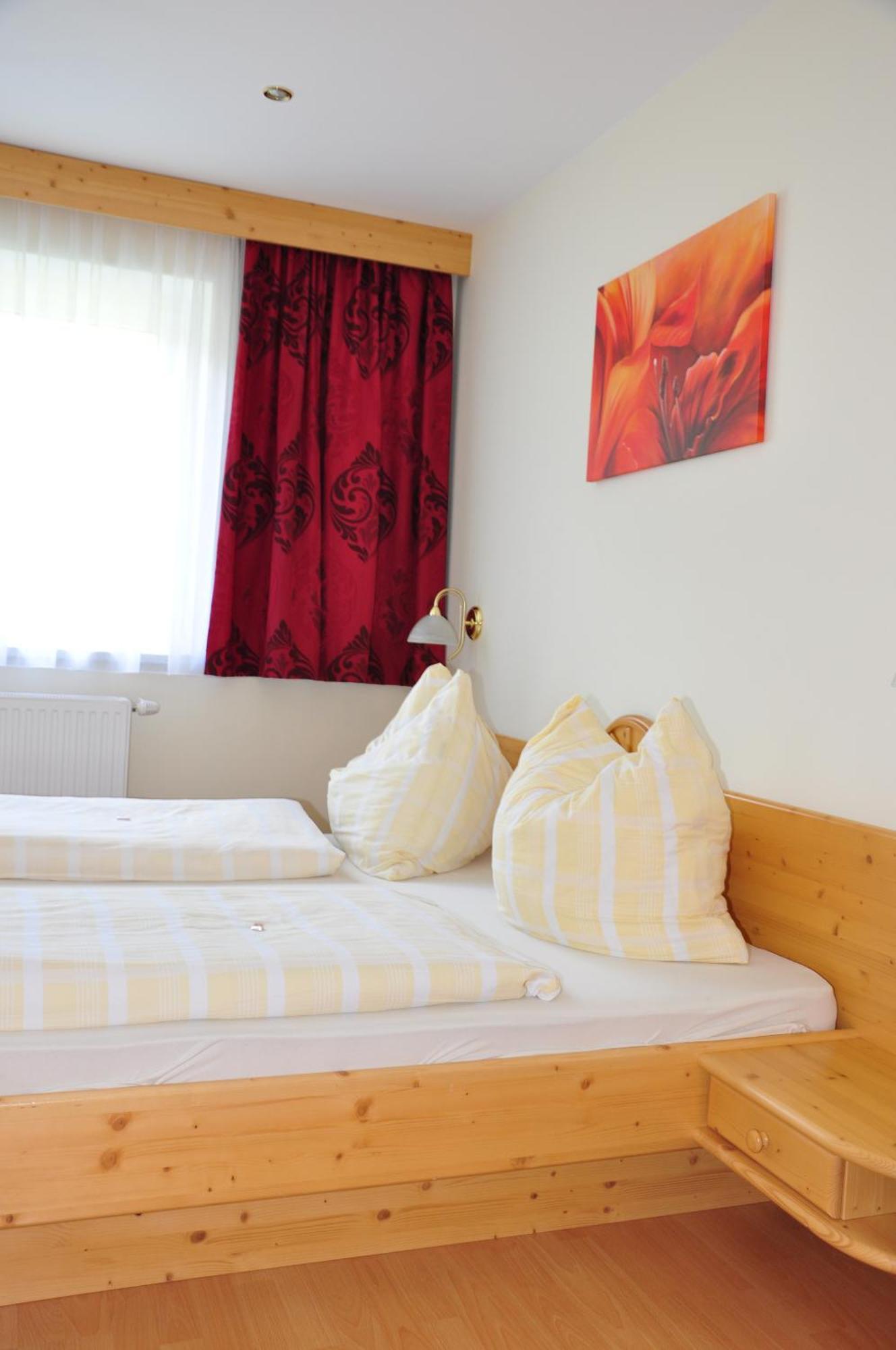 Pension Waldheim Mauterndorf  Rom bilde