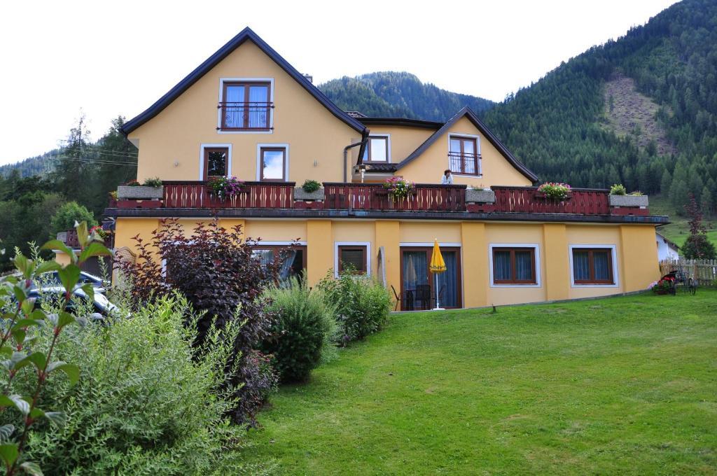 Pension Waldheim Mauterndorf  Eksteriør bilde